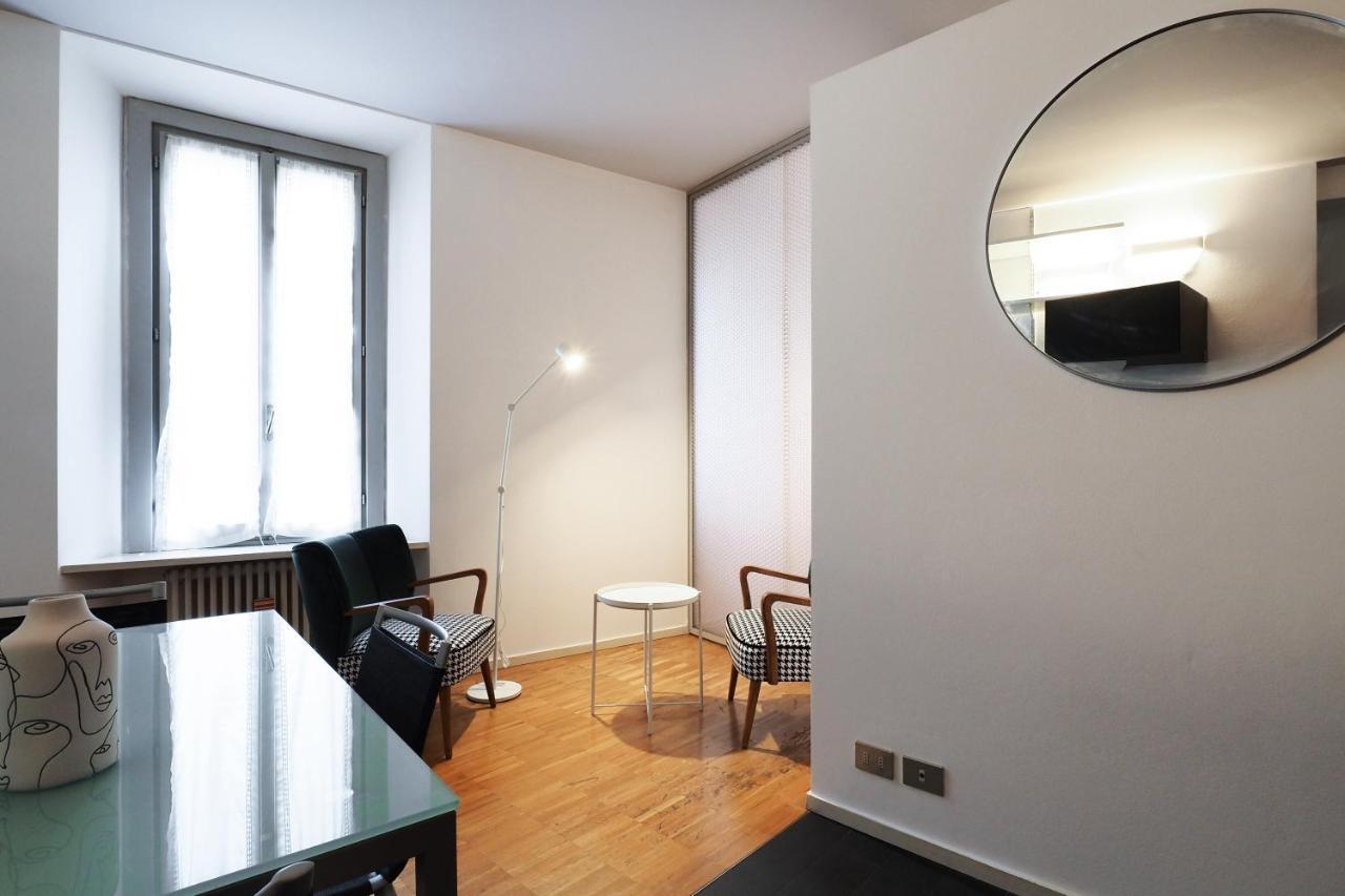 Mila Apartments Alessi Milan Bagian luar foto