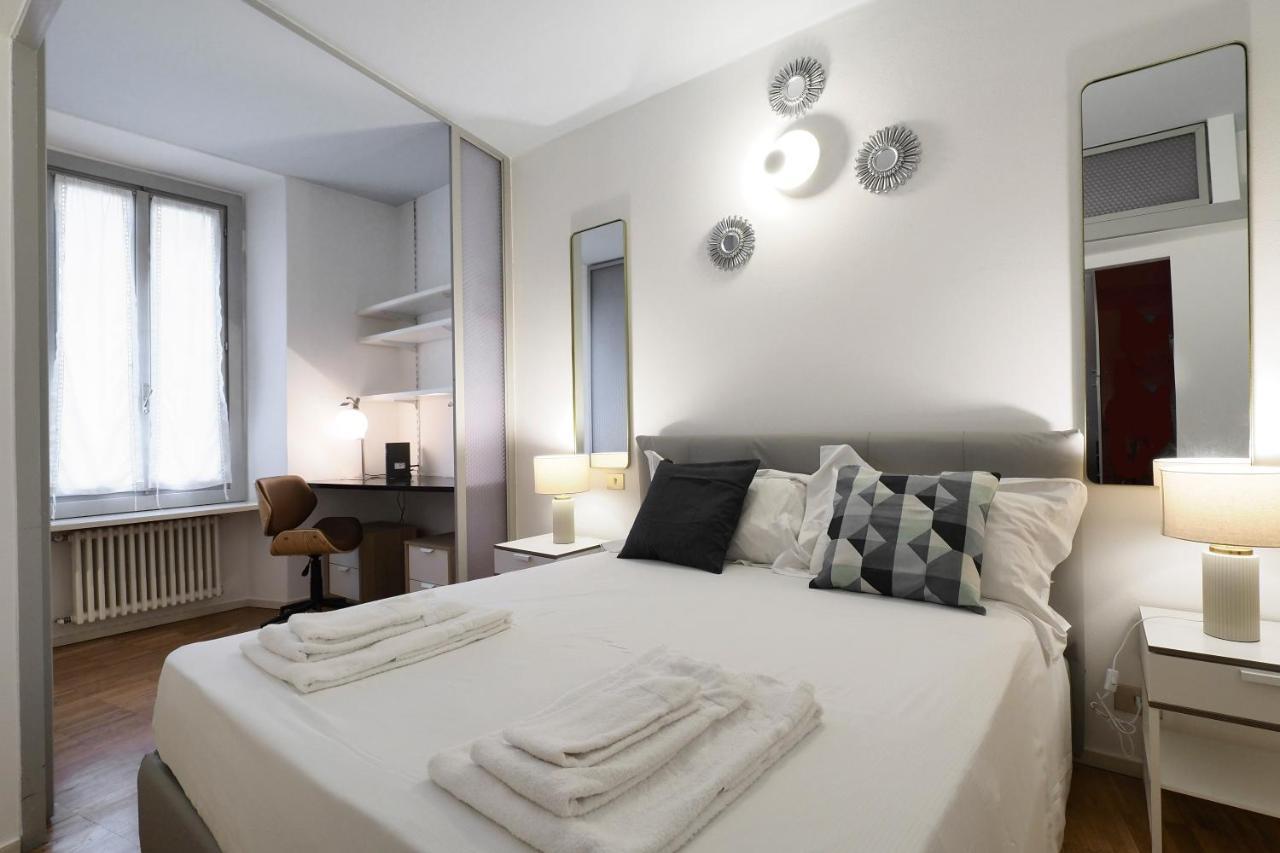 Mila Apartments Alessi Milan Bagian luar foto