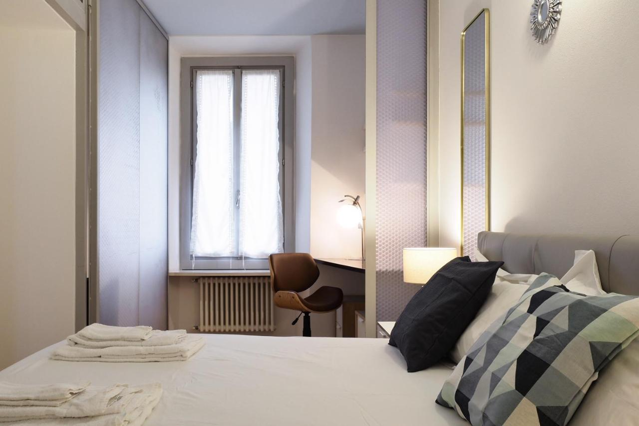 Mila Apartments Alessi Milan Bagian luar foto